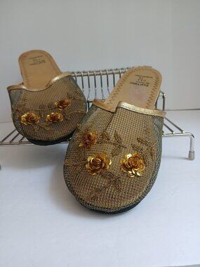 VintageY2K Authentic Chinese Slippers GoldMesh Beads &Raised Sequin Flowers Sz10